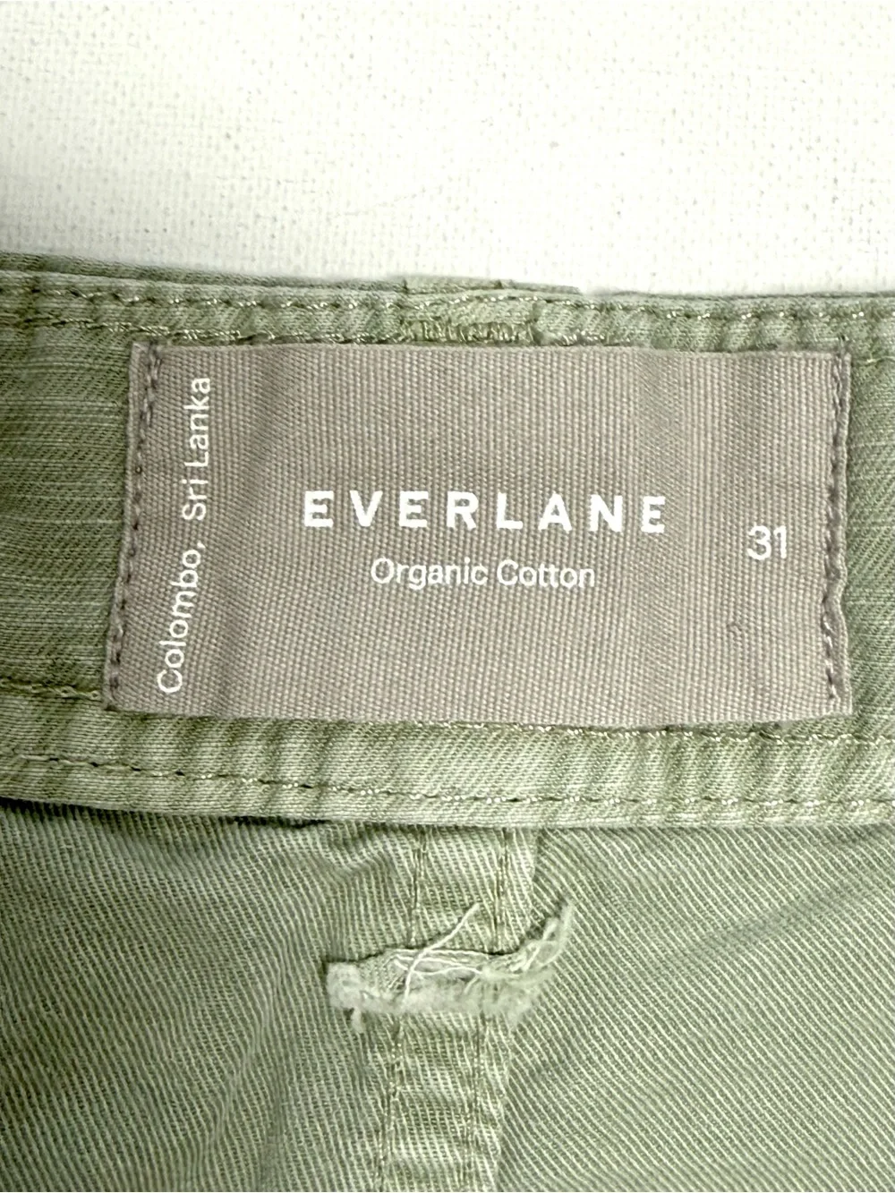Everlane Women’s Utility Pants Sage Green Size 31 flap back pockets hi rise